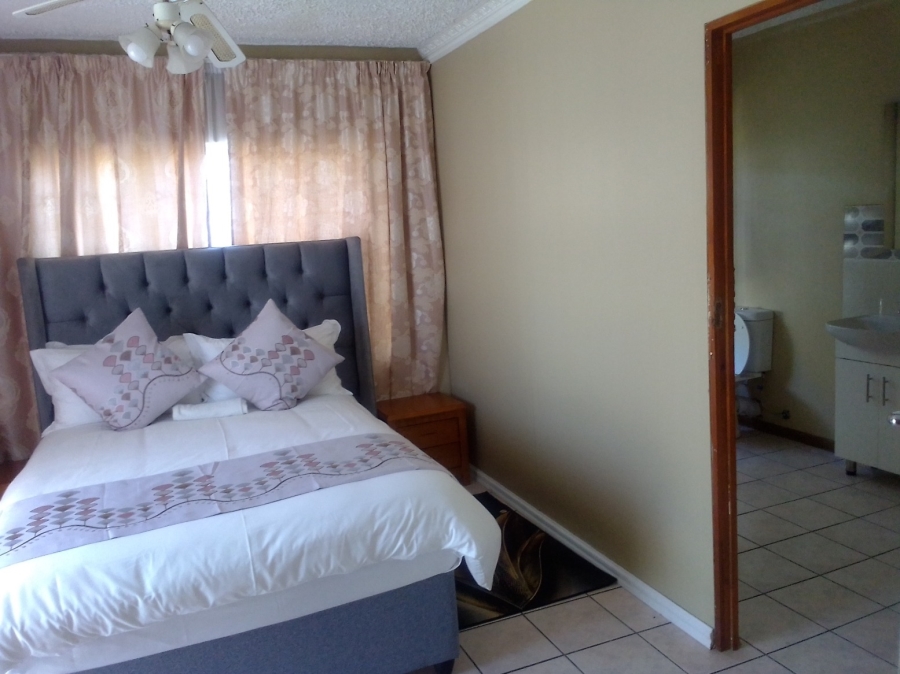 10 Bedroom Property for Sale in Belgravia Eastern Cape